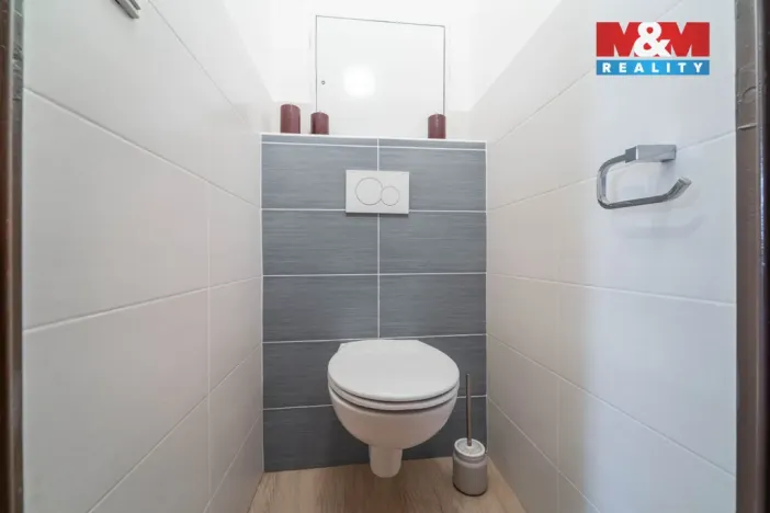 Prodej bytu 3+1, Praha - Řepy, Makovského, 65 m2