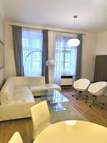 Prodej bytu 2+1, Praha - Staré Město, Liliová, 64 m2