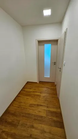 Pronájem bytu 3+1, Praha - Záběhlice, Jabloňová, 72 m2