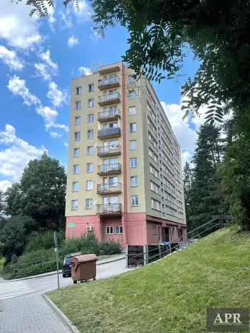 Prodej bytu 3+1, Uherský Brod, nám. 1. máje, 58 m2
