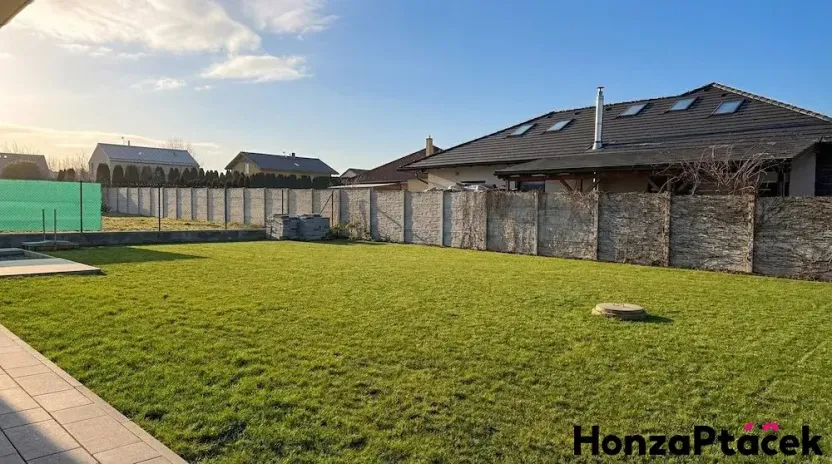 Prodej rodinného domu, Křenice, V Kukli, 190 m2