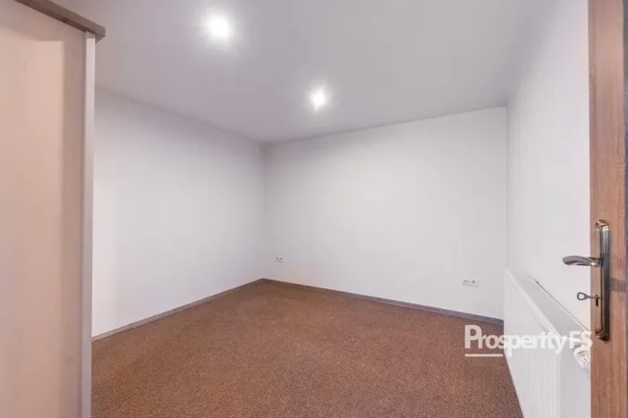 Prodej rodinného domu, Kadlín, 120 m2