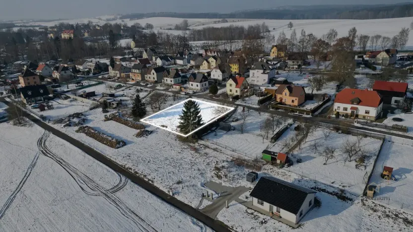 Prodej pozemku, Plesná, 894 m2