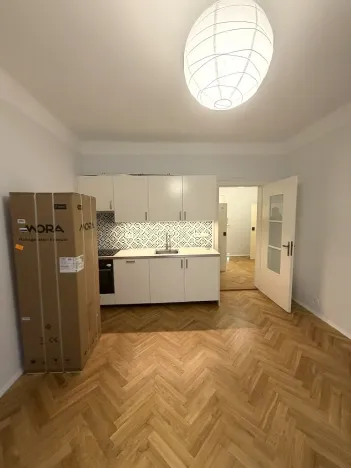 Pronájem bytu 2+kk, Praha - Vinohrady, Kouřimská, 54 m2