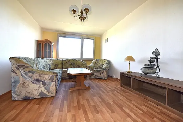 Prodej bytu 3+1, Praha - Horní Měcholupy, Boloňská, 77 m2