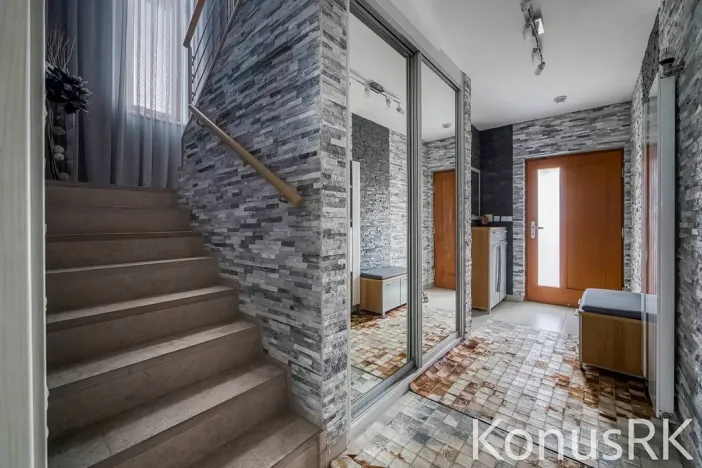 Prodej rodinného domu, Praha - Pitkovice, Lošáková, 137 m2