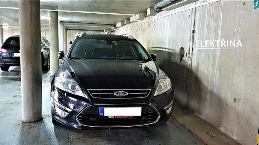 Prodej garážového stání, Brno, Klíčova, 20 m2