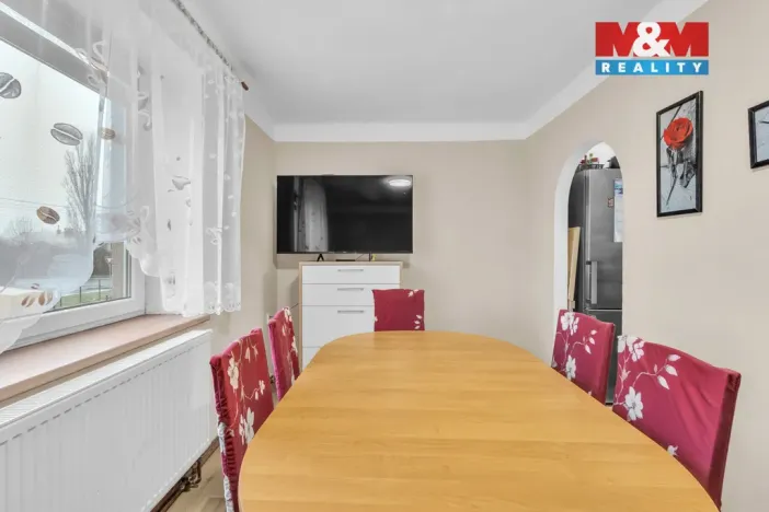 Prodej bytu 3+1, Budčeves, 60 m2