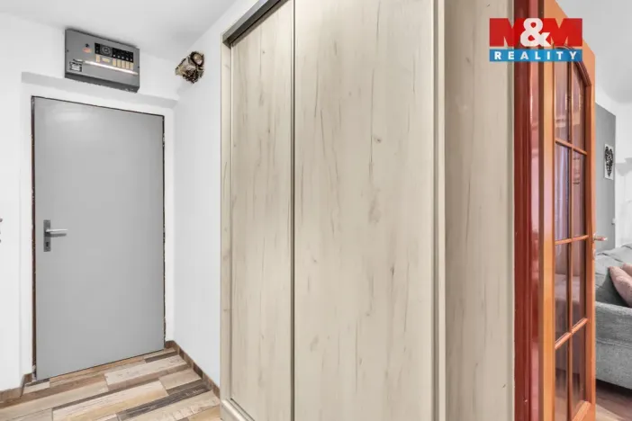 Prodej bytu 3+1, Budčeves, 60 m2