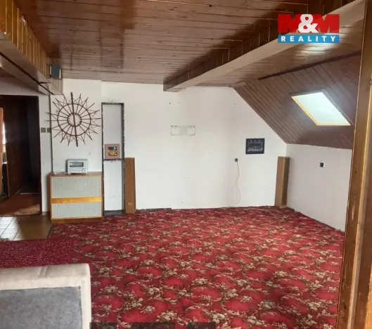 Prodej rodinného domu, Podhradní Lhota, 280 m2