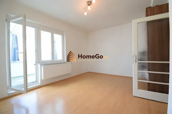 Pronájem bytu 1+kk, Praha - Nusle, U gymnázia, 45 m2