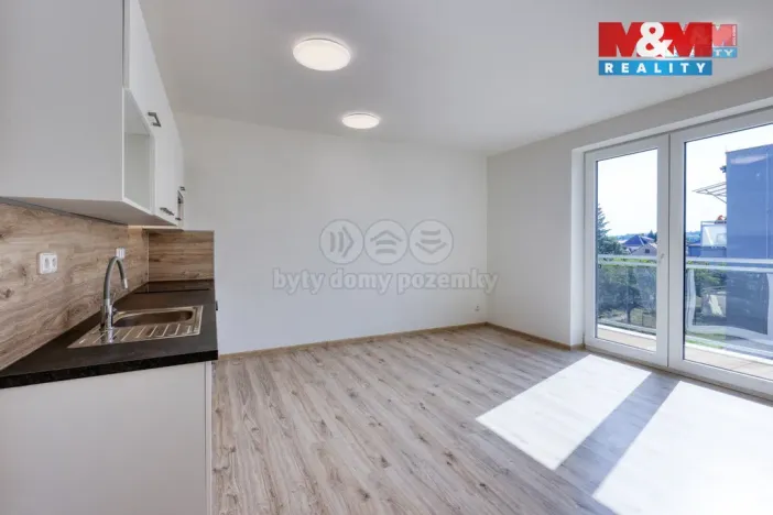 Pronájem bytu 3+kk, Chrást, Kolmá, 70 m2