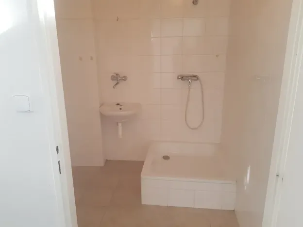 Pronájem skladu, Havlíčkův Brod, Beckovského, 144 m2