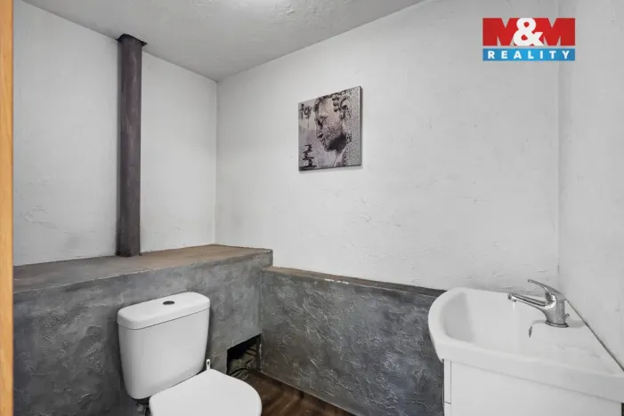 Prodej rodinného domu, Ralsko - Náhlov, 342 m2