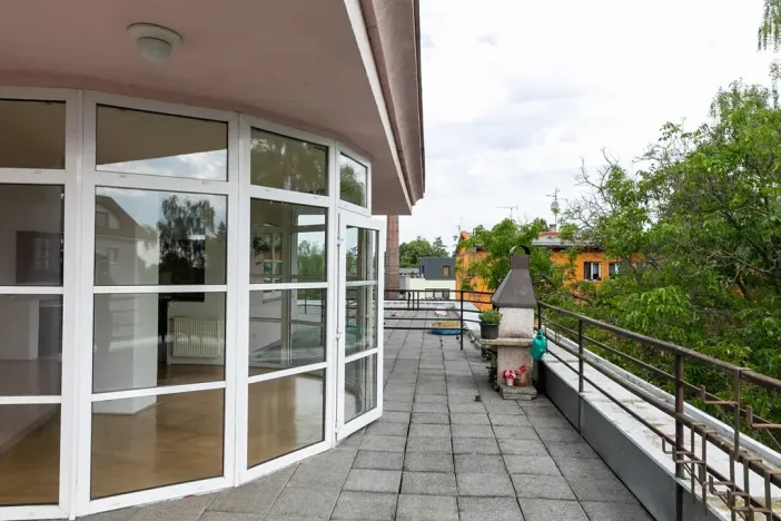 Prodej kanceláře, Praha, 854 m2