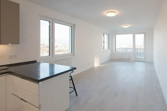 Pronájem bytu 3+kk, Praha - Strašnice, Zvěřinova, 89 m2