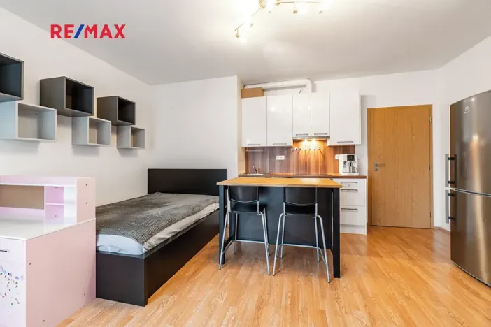 Prodej bytu 1+kk, Hostivice, Ječná, 32 m2