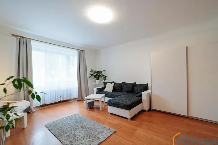 Pronájem bytu 2+1, Praha - Žižkov, Biskupcova, 69 m2