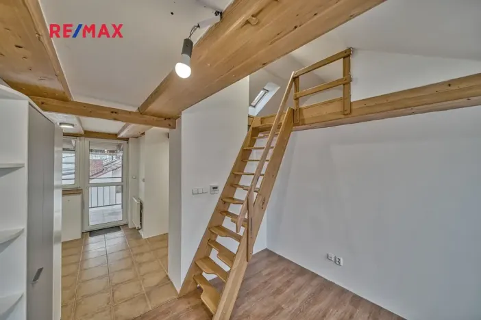 Prodej bytu 2+1, Poděbrady, Dr. Beneše, 54 m2