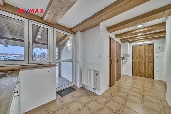 Prodej bytu 2+1, Poděbrady, Dr. Beneše, 54 m2