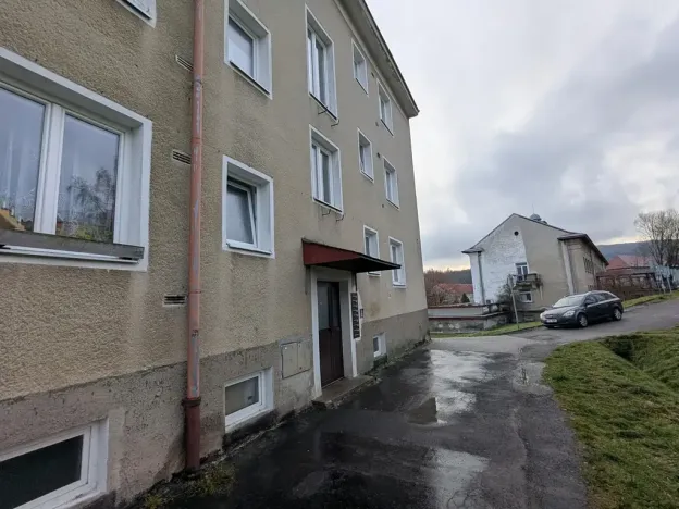 Pronájem bytu 2+kk, Meziboří, Okružní, 33 m2