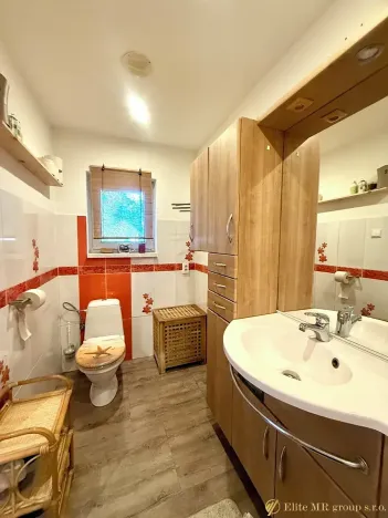 Prodej rodinného domu, Straky, 122 m2