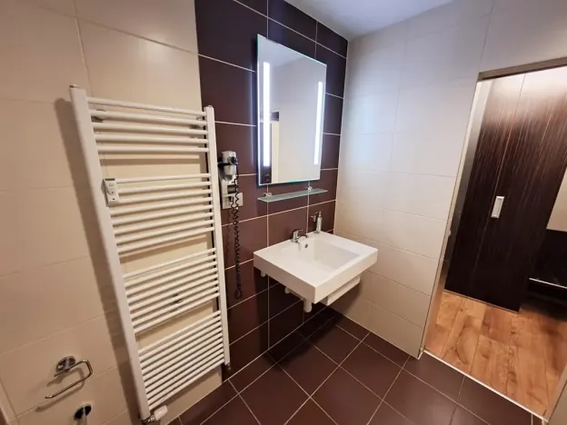 Pronájem bytu 1+kk, Praha - Suchdol, Suchdolské náměstí, 23 m2