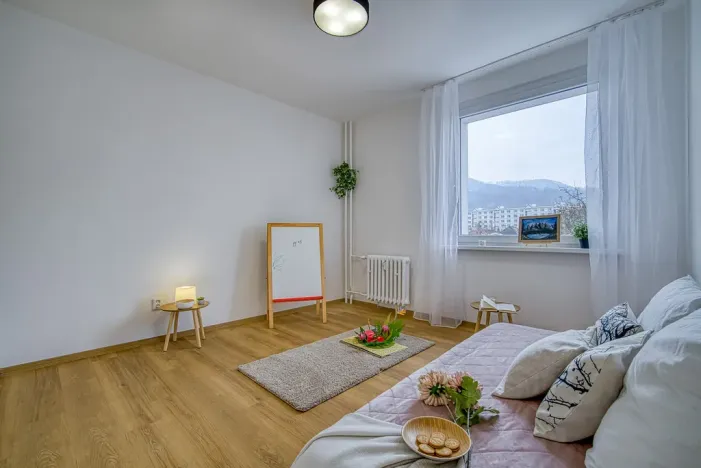 Pronájem bytu 3+1, Děčín - Děčín III-Staré Město, Příčná, 69 m2