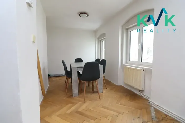 Prodej bytu 3+1, Karlovy Vary, Divadelní, 110 m2