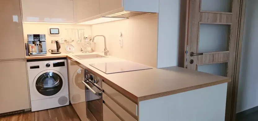 Prodej bytu 2+kk, Praha - Kobylisy, Taussigova, 45 m2