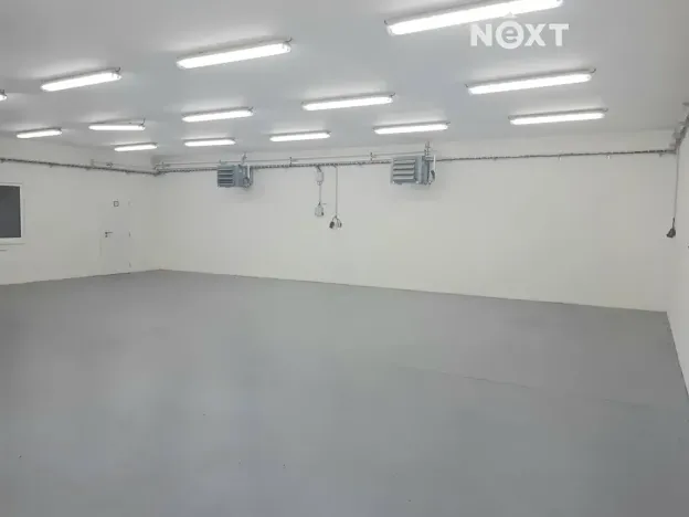 Prodej výrobních prostor, Hluboká nad Vltavou, 786 m2