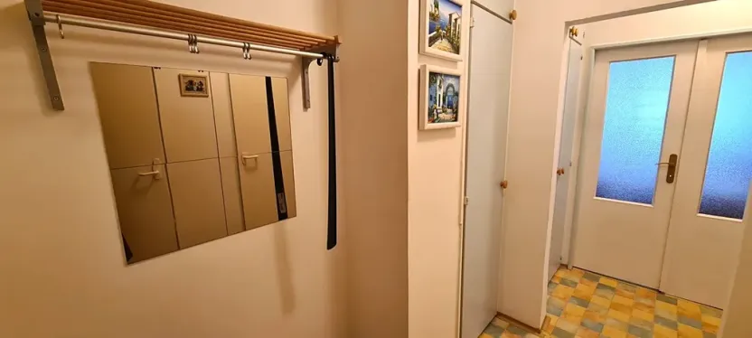 Pronájem bytu 2+kk, Praha - Kamýk, Cuřínova, 43 m2