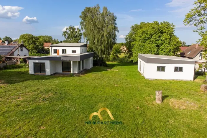 Prodej rodinného domu, Doubravička, 195 m2