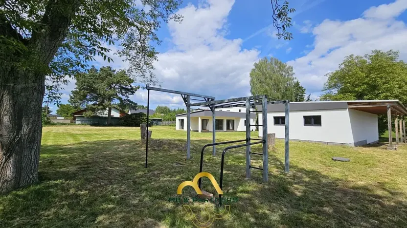 Prodej rodinného domu, Doubravička, 195 m2