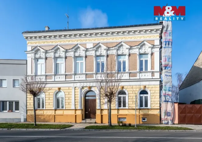 Prodej bytu 2+1, Holešov, nám. Svobody, 60 m2