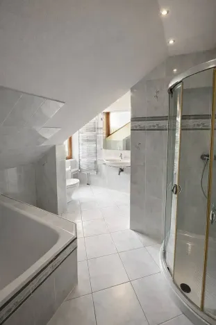 Pronájem bytu 2+kk, Praha - Kobylisy, Mirovická, 58 m2