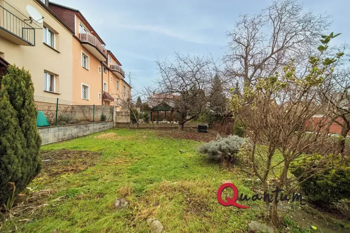 Prodej rodinného domu, Praha - Žižkov, V zahrádkách, 145 m2