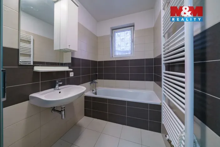 Pronájem bytu 3+kk, Cheb, Dukelská, 90 m2