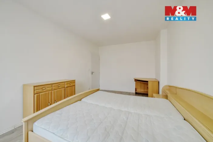 Pronájem bytu 2+1, Mariánské Lázně - Úšovice, Skalníkova, 52 m2