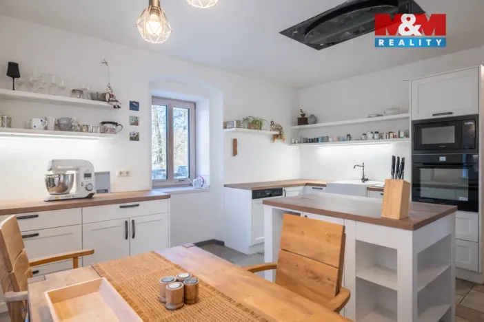 Prodej rodinného domu, Jílovice - Lipnice, 429 m2