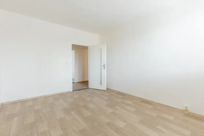 Prodej bytu 2+1, Ostrava, Varenská, 59 m2