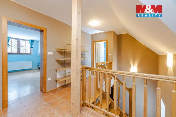 Prodej rodinného domu, Deštné v Orlických horách, 400 m2