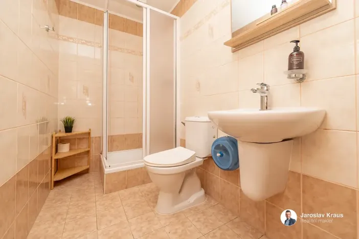 Prodej ubytování, Lázně Bělohrad, Lázeňská, 529 m2