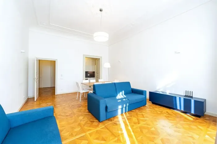 Pronájem bytu 3+1, Praha - Nové Město, Bolzanova, 93 m2