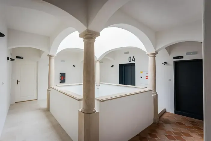 Pronájem bytu 2+kk, Praha - Malá Strana, Vlašská, 94 m2