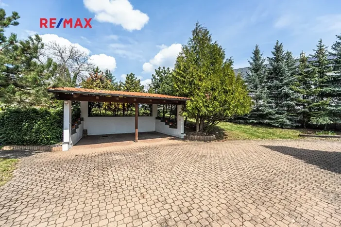 Prodej pozemku pro bydlení, Praha - Lochkov, 1550 m2