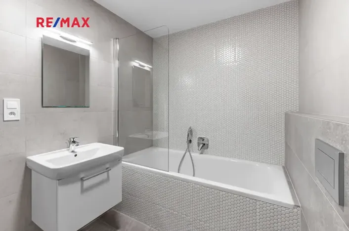 Pronájem bytu 5+kk, Praha - Bubeneč, Wolkerova, 115 m2