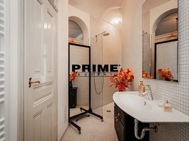 Pronájem obchodního prostoru, Praha - Staré Město, Martinská, 76 m2