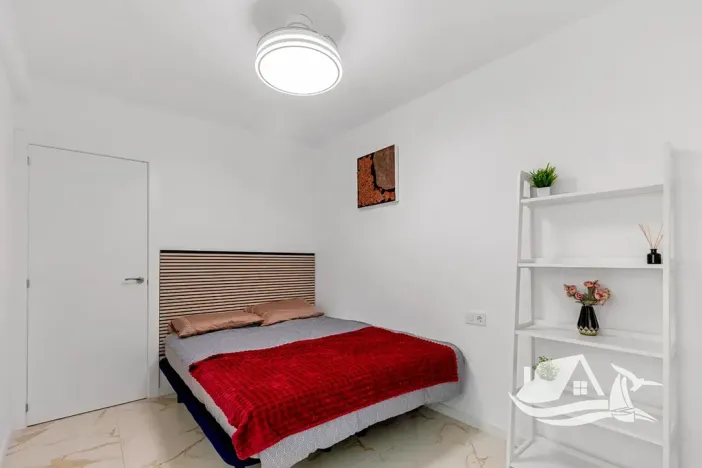 Prodej bytu 4+kk, Torrevieja, Španělsko, 70 m2