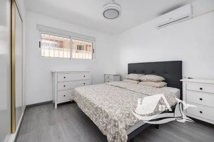 Prodej bytu 3+kk, Orihuela, Španělsko, Paseo Marítimo de Punta Prima, 70 m2